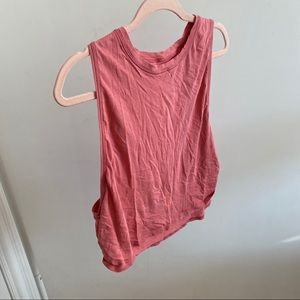 LULULEMON CROPPED TANK
